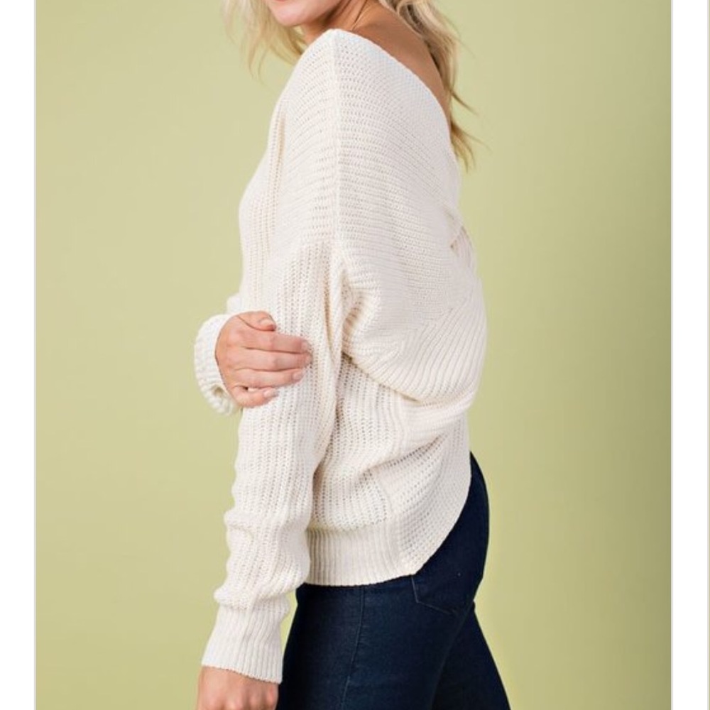 Last 1 Medium! Off White Twisted Back Sweater - Picture 4 of 5